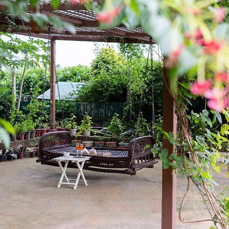 Stayvista At Idyllic Farmhouse - A Glasshouse With Outdoor Pool Гургаон Экстерьер фото